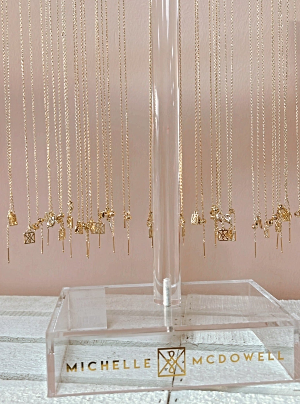 Michelle McDowell Luxe Charm Necklace Bar - The Pink Pineapple 850