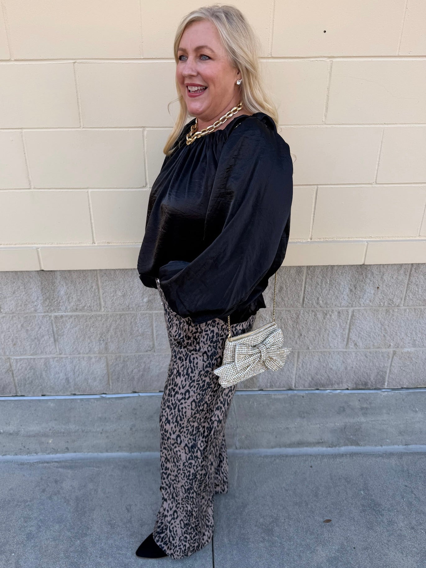 Midnight Glow Shimmer Balloon Sleeve Top - The Pink Pineapple 850