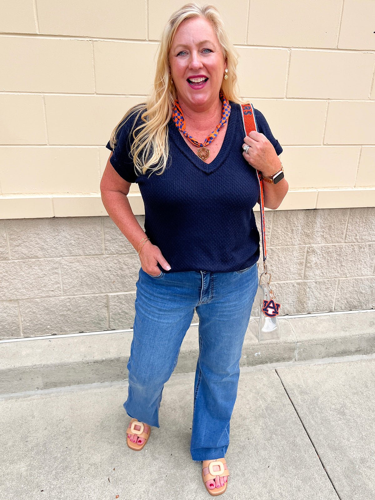 Midnight Muse Knit V-Neck Top - The Pink Pineapple 850