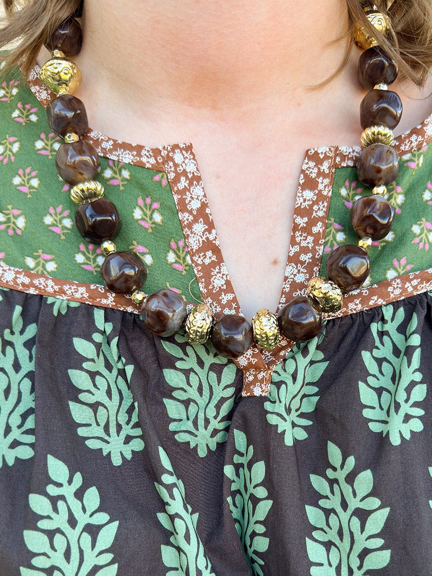 Mocha Marble Beaded Necklace - The Pink Pineapple 850