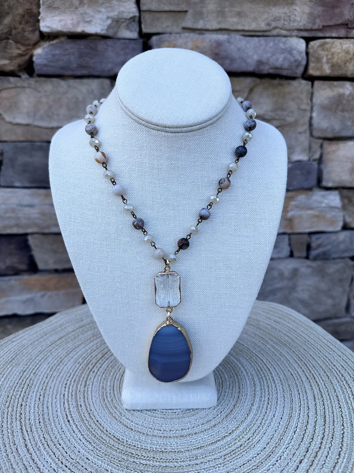 Natural Stone Bead Necklace with Agate Pendant-Cream - The Pink Pineapple 850