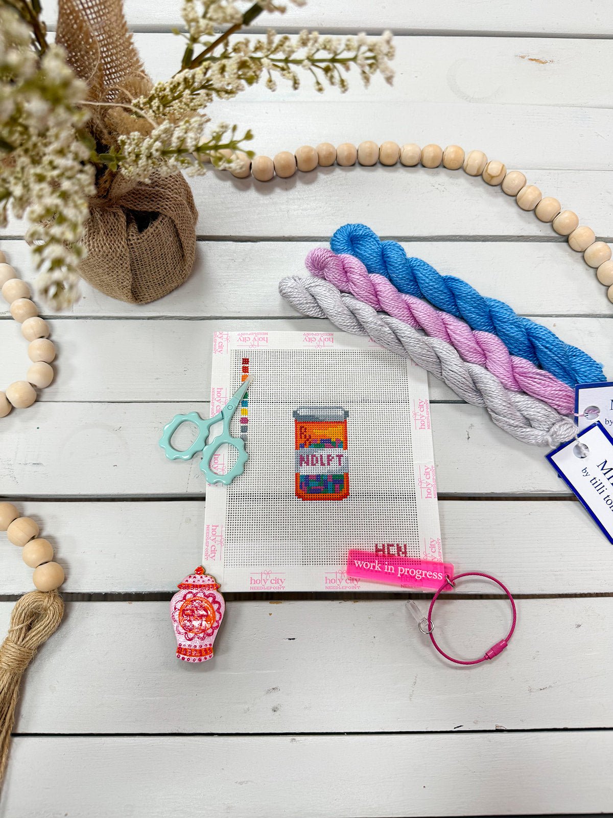 Needlepoint RX Bottle Canvas - The Pink Pineapple 850