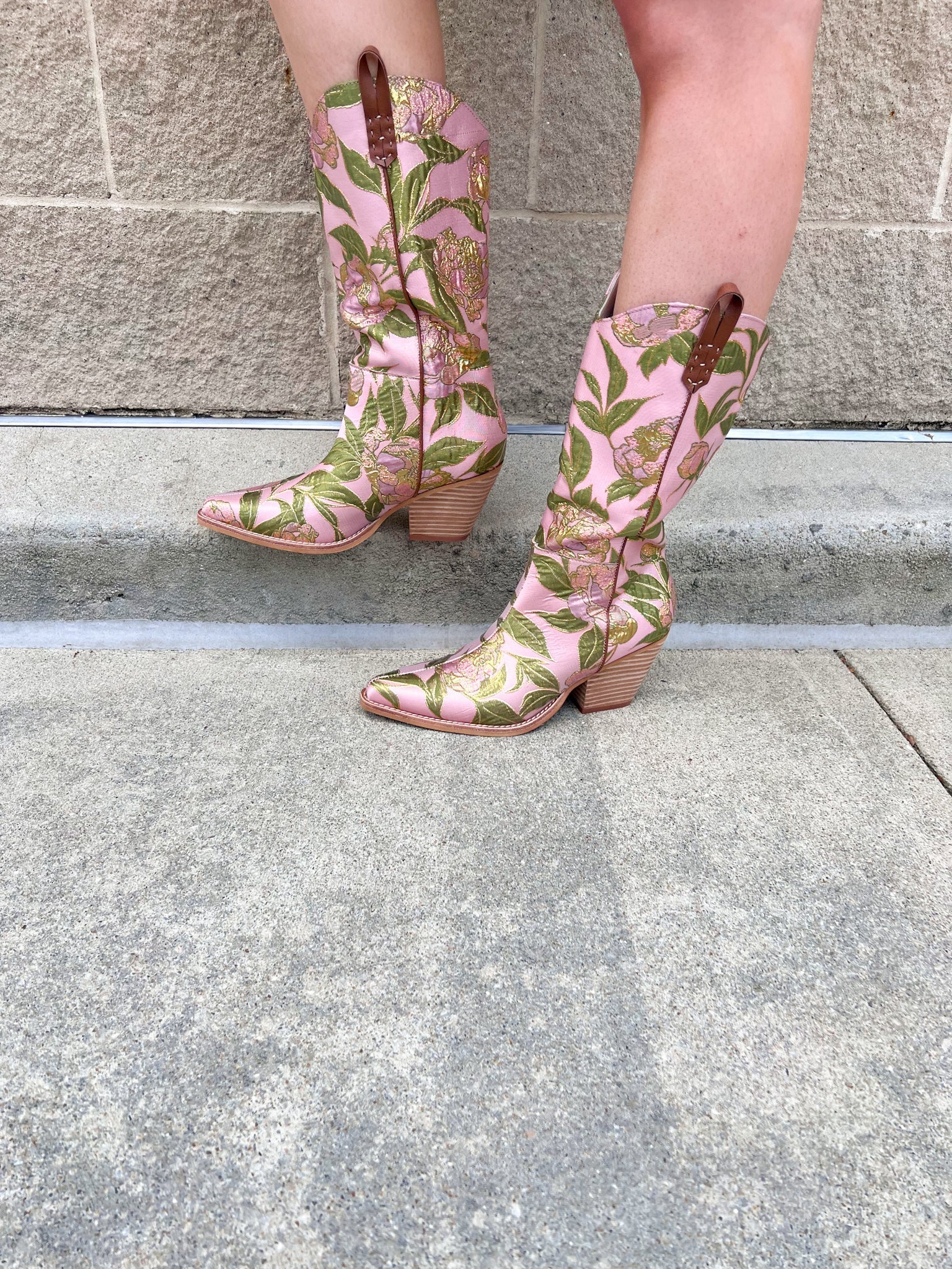 [Oasis Society] Tesha Rose Garden Western Boots - The Pink Pineapple 850
