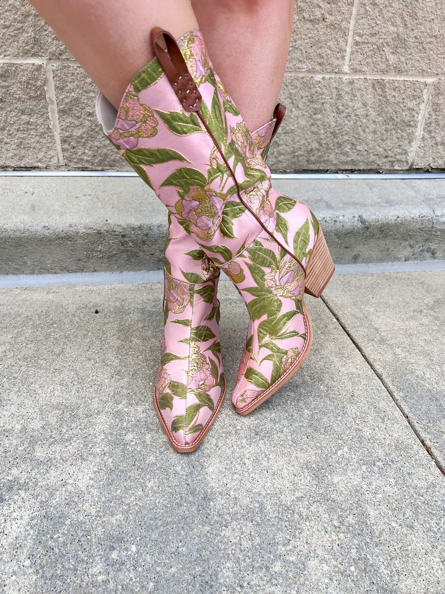[Oasis Society] Tesha Rose Garden Western Boots - The Pink Pineapple 850