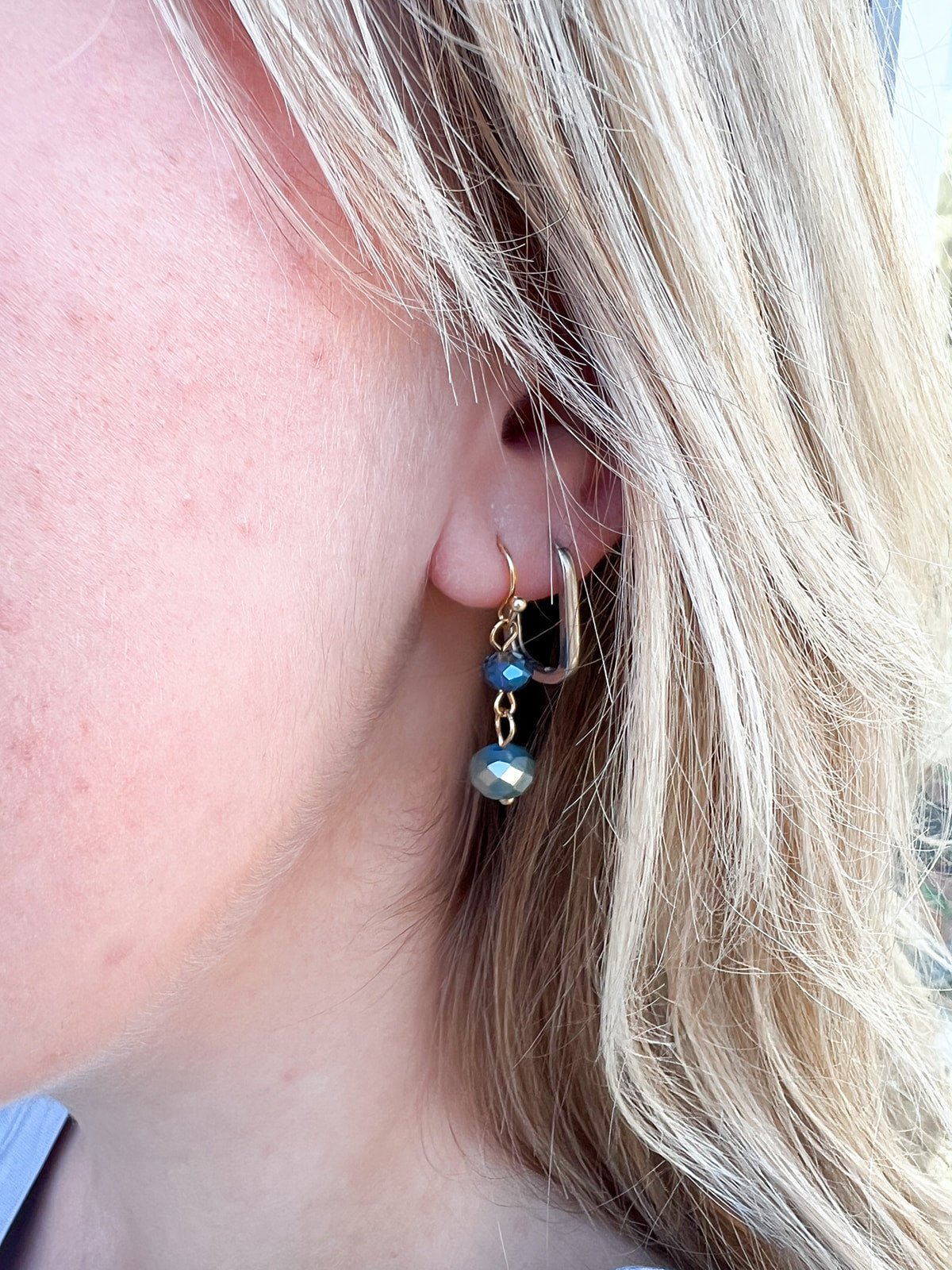 Ocean Breeze Blue Earrings - The Pink Pineapple 850