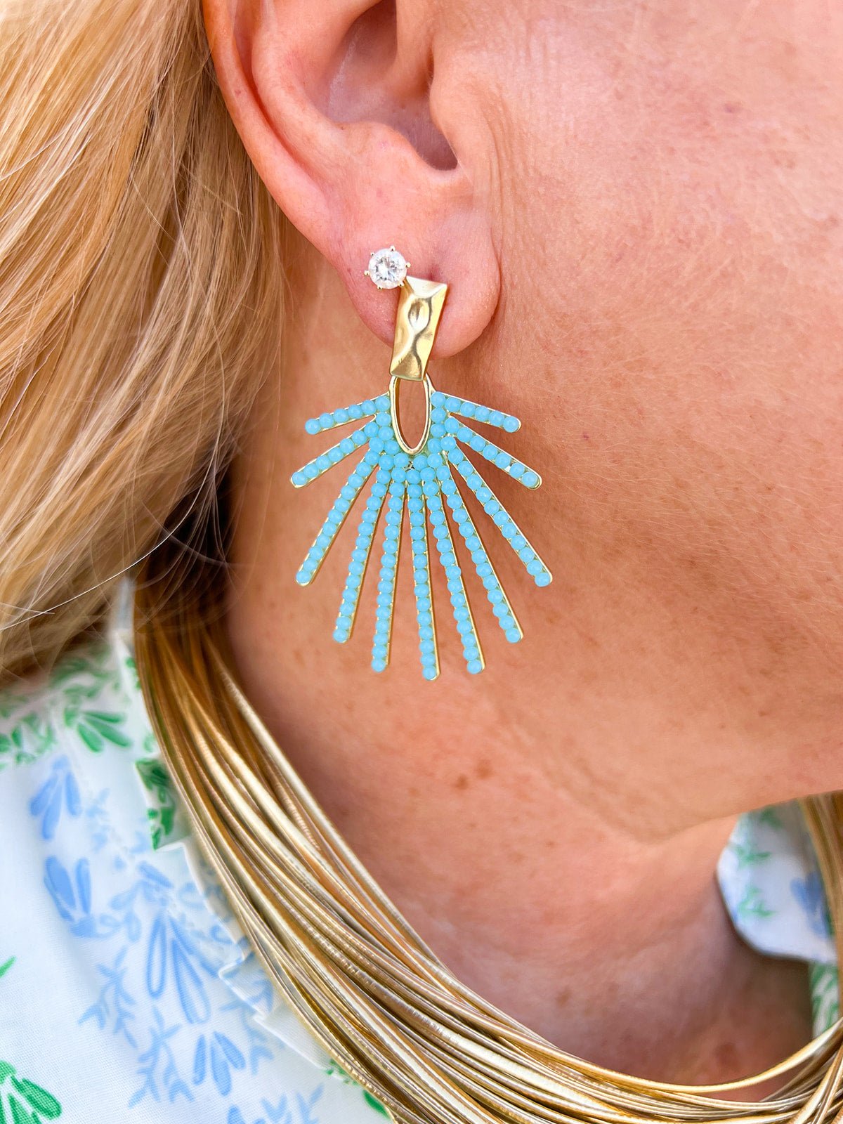 Ocean Glow Drop Earrings in Light Turquoise - The Pink Pineapple 850