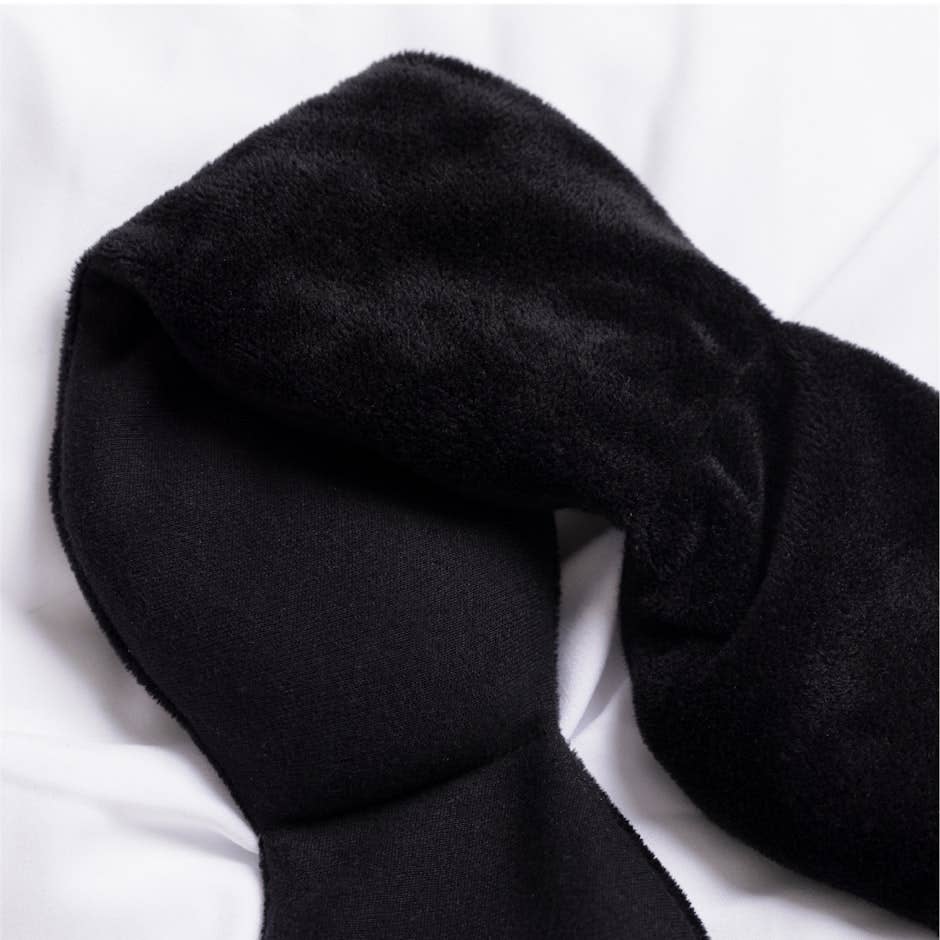 Onyx Weighted Sleep Mask - Eye Mask - The Pink Pineapple 850