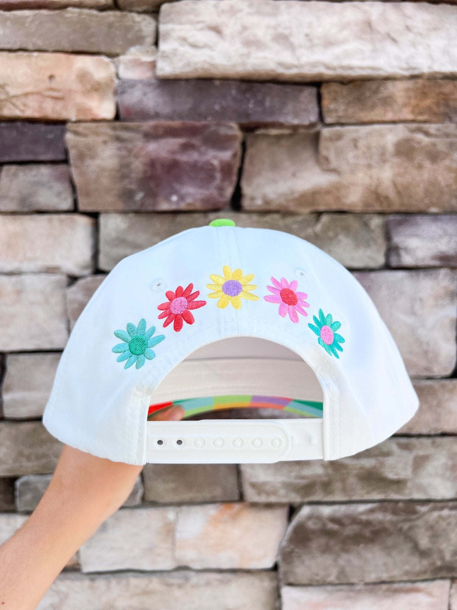 Oopsy Daisy Floral Embroidered Snapback Hat - The Pink Pineapple 850