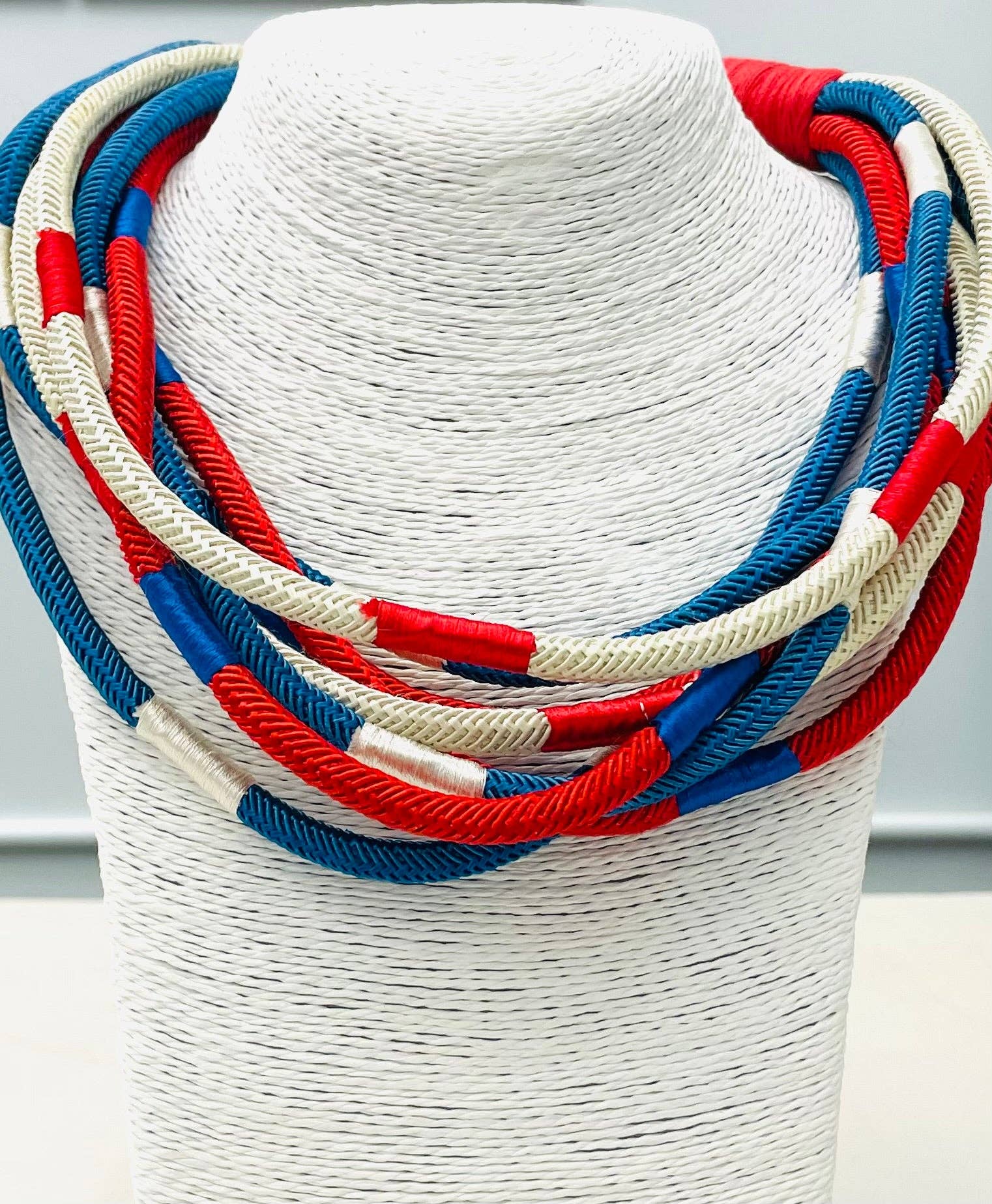 "Original" Slub 8 - strand (red/blue/ecru) NK853 - The Pink Pineapple 850