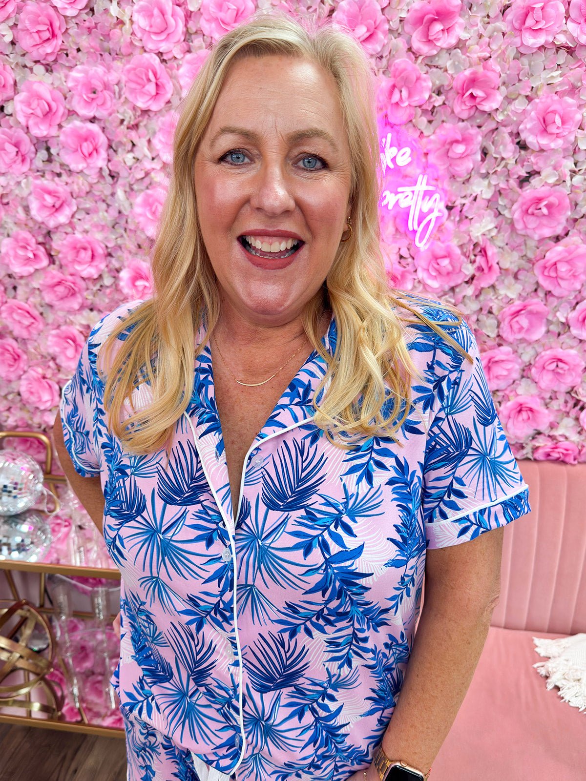 Women’s ultra-soft button-down lounge top with piping detail.