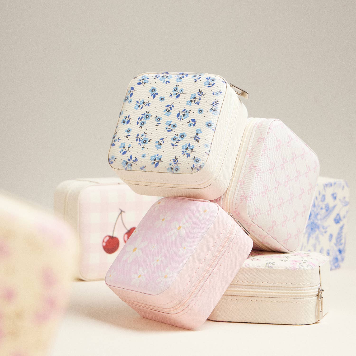 Pink Floral Organizational Jewelry Box - The Pink Pineapple 850