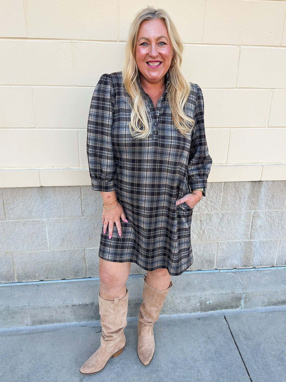 Plaid Perfection Mini Dress - The Pink Pineapple 850