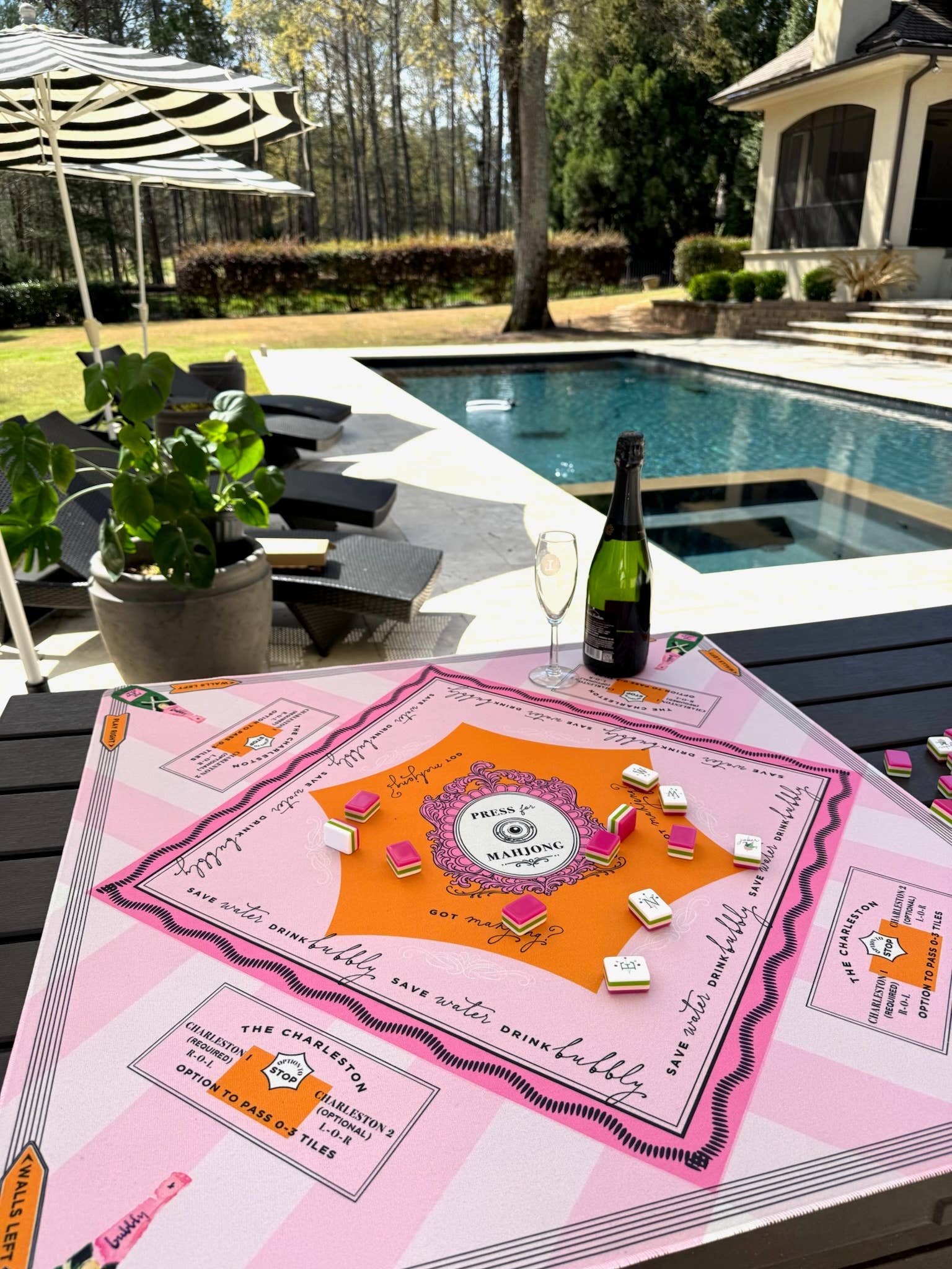 Press For Mahjong Mahjong Mat - The Pink Pineapple 850