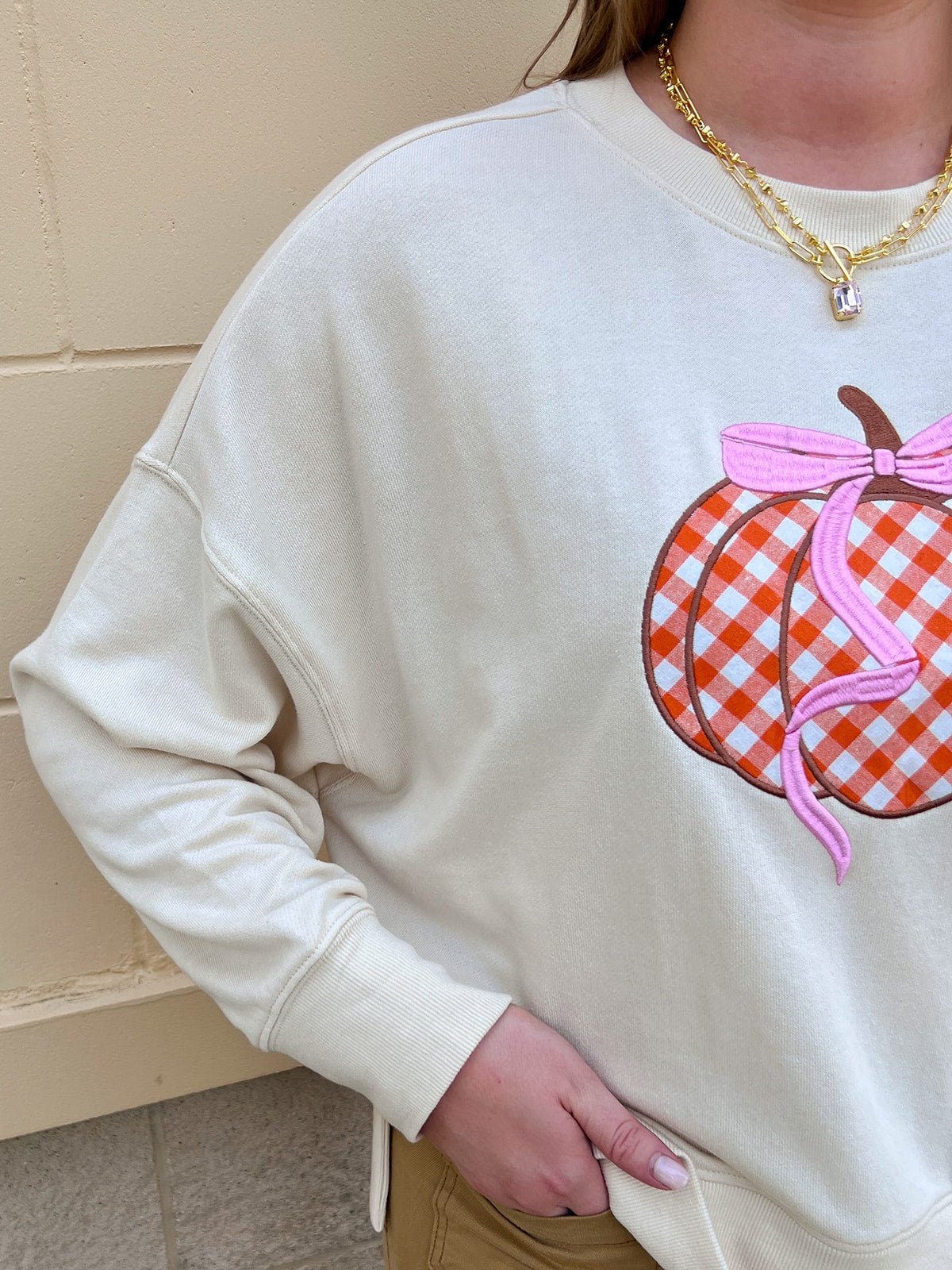 Pumpkin Bow Gingham Crewneck - The Pink Pineapple 850
