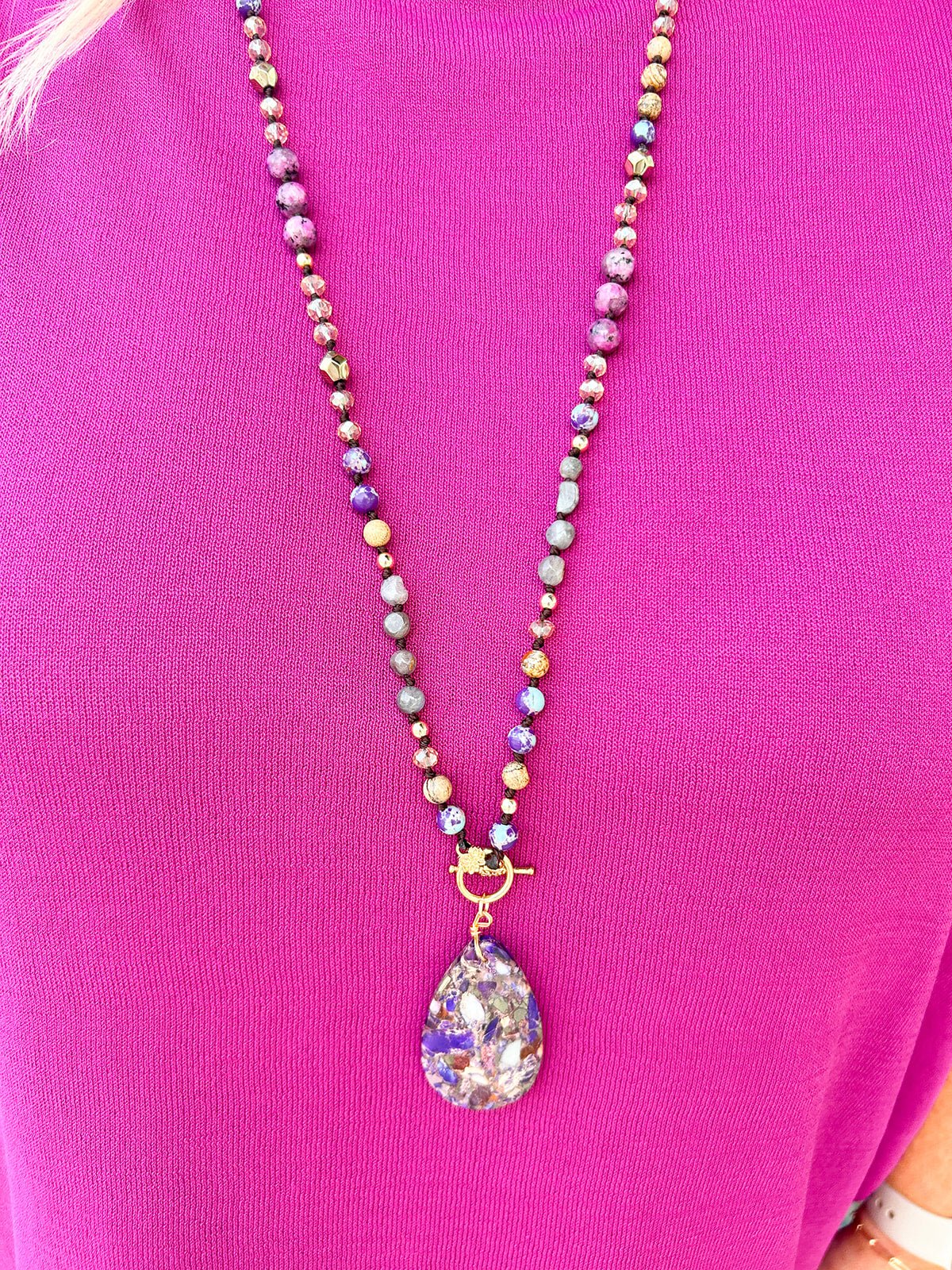 Purple Sea Stone Bead Necklace - The Pink Pineapple 850