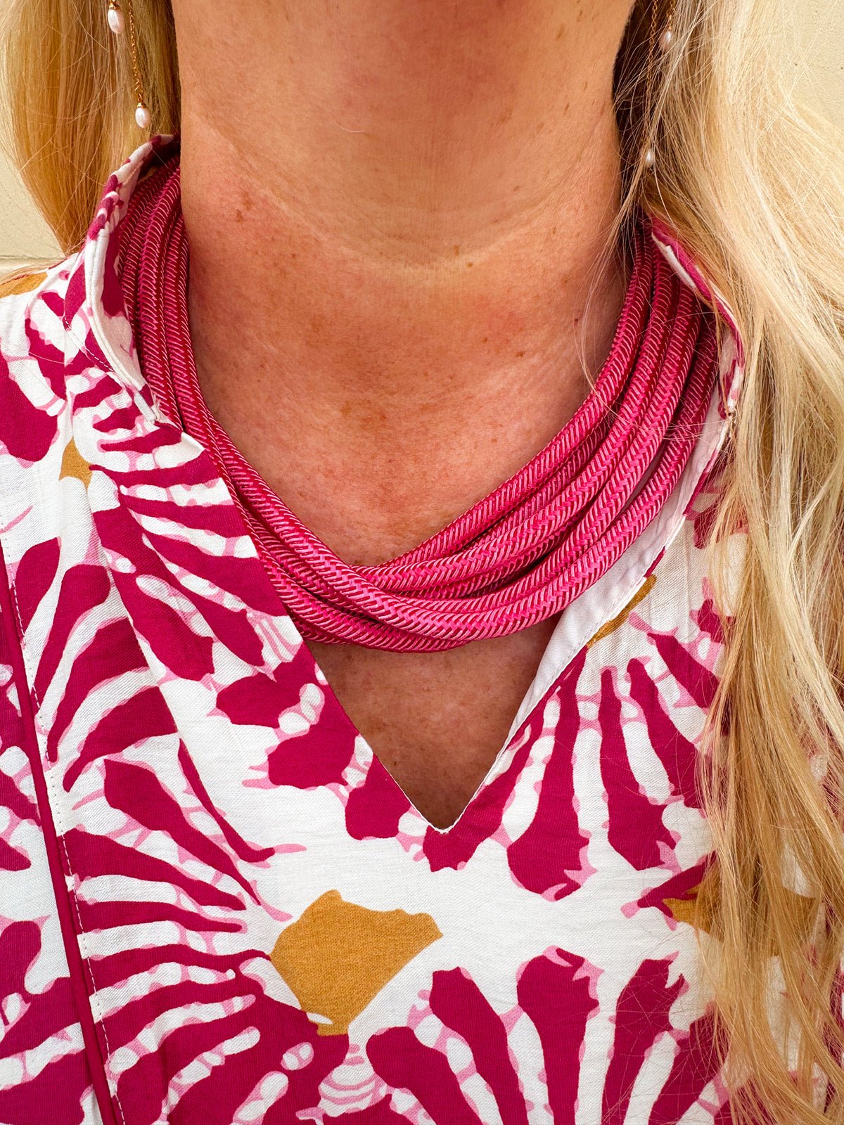Rachel Rope Necklace in Magenta - The Pink Pineapple 850
