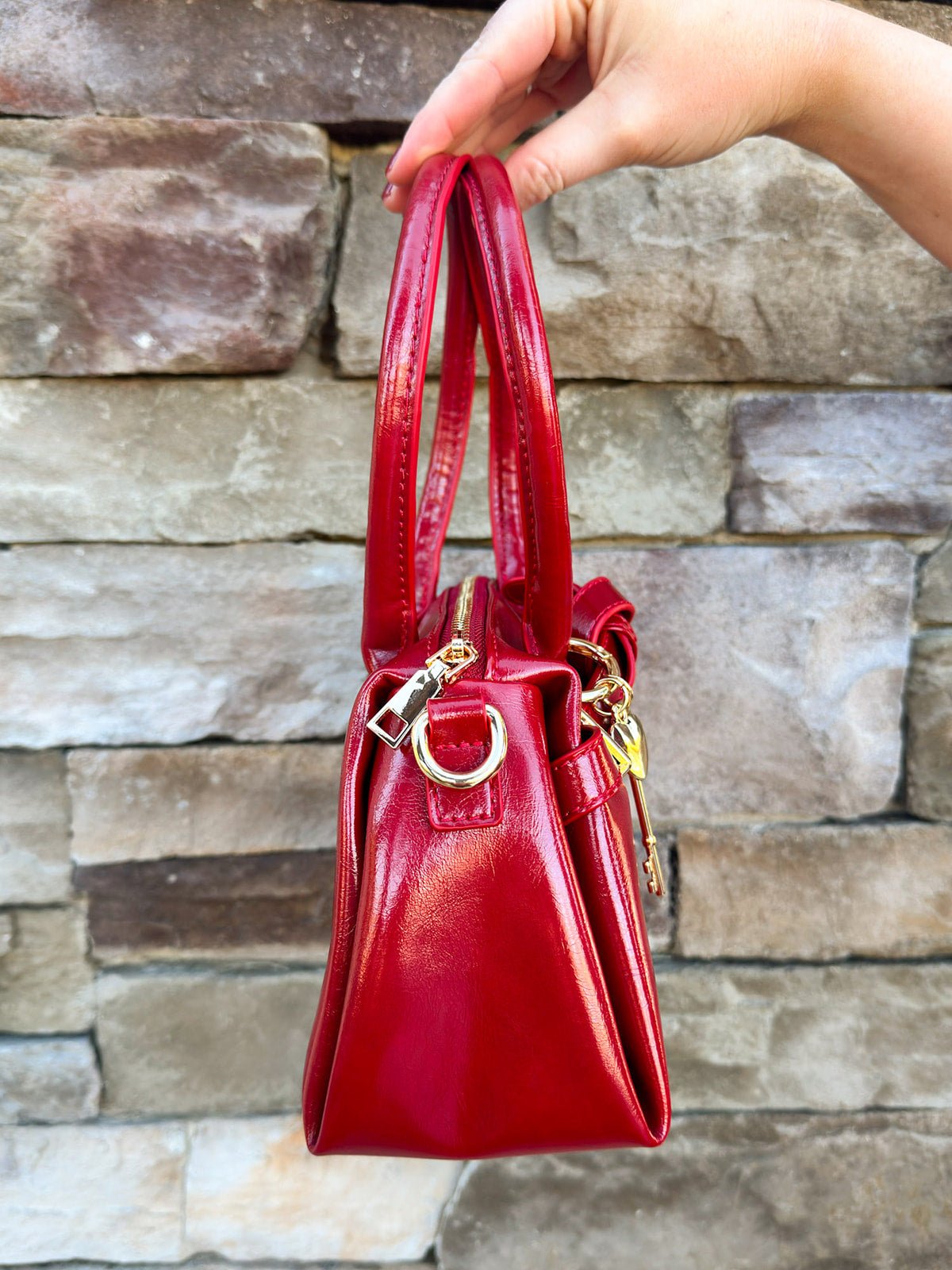 Red Vienna Crossbody Purse - The Pink Pineapple 850