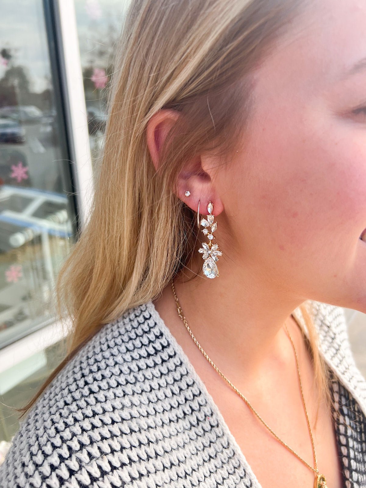 Rhinestone Crystal Dangling Earrings - The Pink Pineapple 850