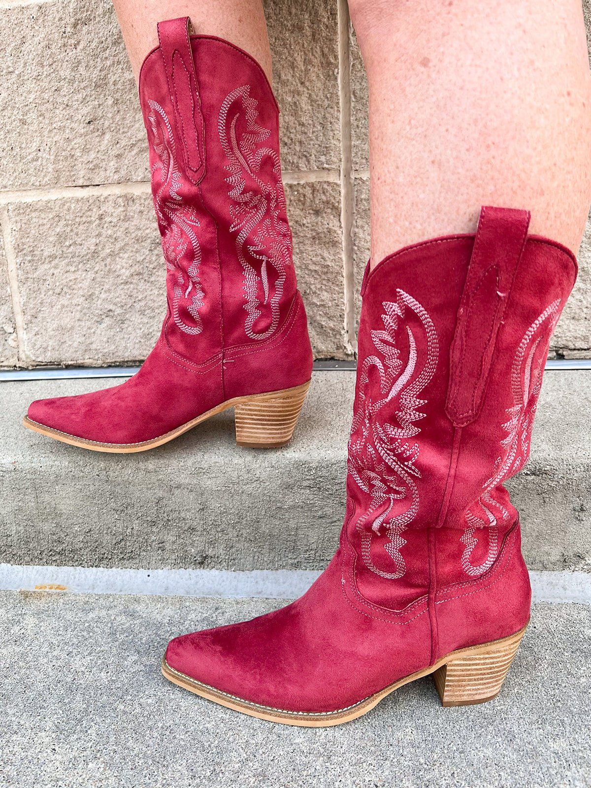 Rosé Canyon Suede Western Boot in Dusty Raspberry - The Pink Pineapple 850