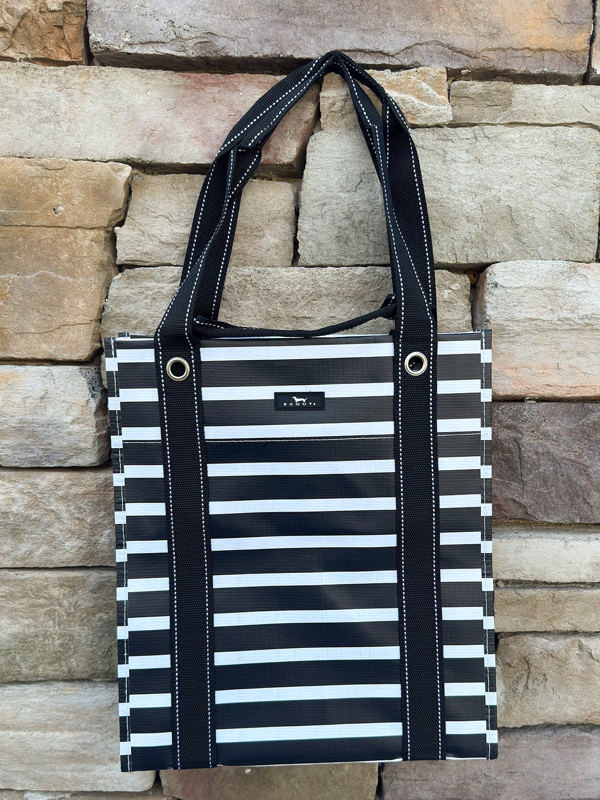 [Scout] Bagette Market Tote in Fleetwood Black - The Pink Pineapple 850