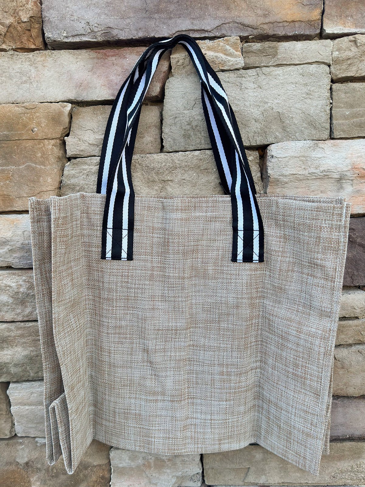 [Scout] Extended Stay Tote in Sand Woven - The Pink Pineapple 850