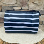 [Scout] Packin' Heat Toiletry Bag in Fleetwood Black - The Pink Pineapple 850