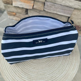 [Scout] Packin' Heat Toiletry Bag in Fleetwood Black - The Pink Pineapple 850