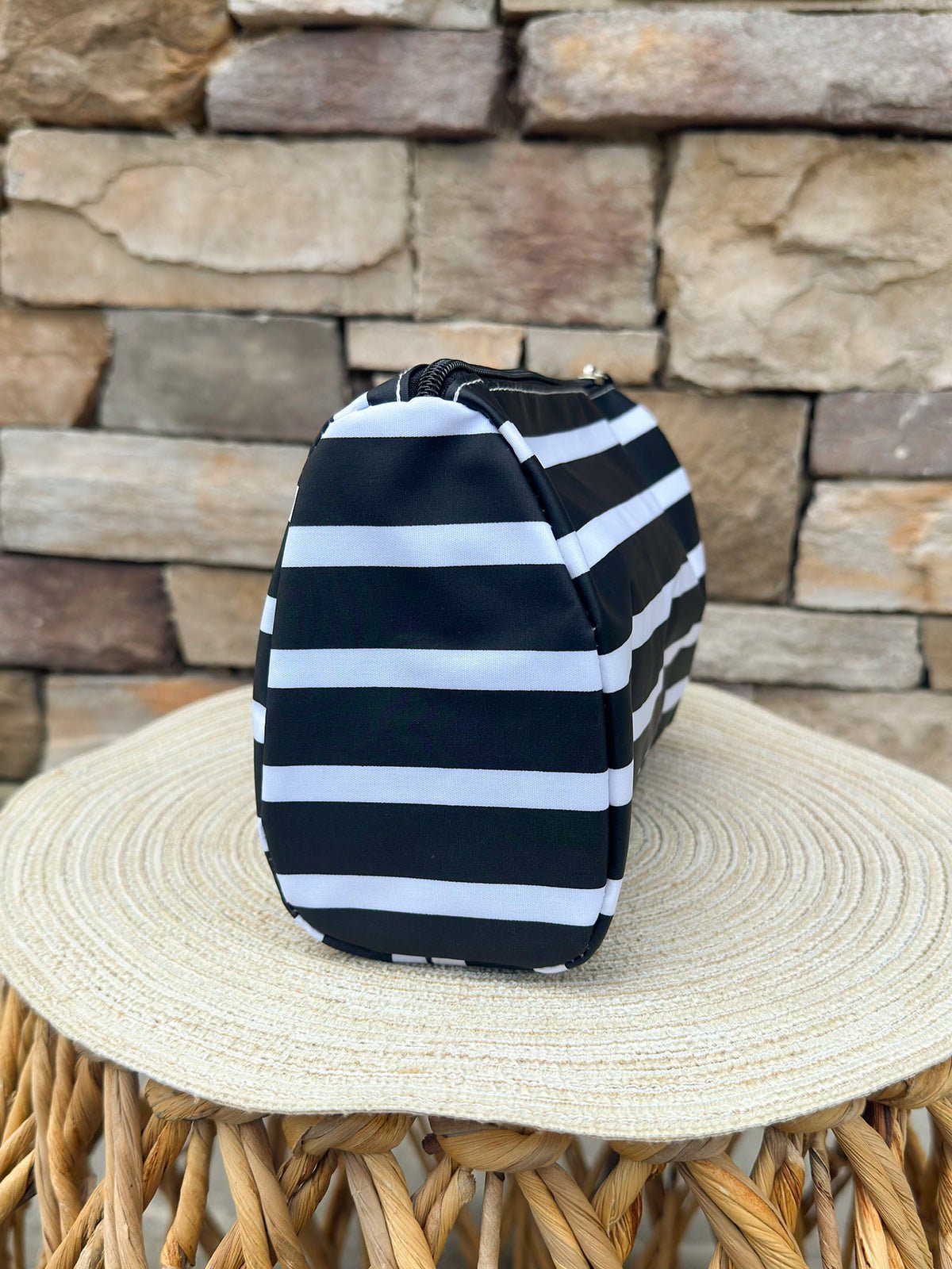 [Scout] Packin' Heat Toiletry Bag in Fleetwood Black - The Pink Pineapple 850