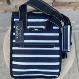 [Scout] Pleasure Chest Cooler in Fleetwood Black - The Pink Pineapple 850
