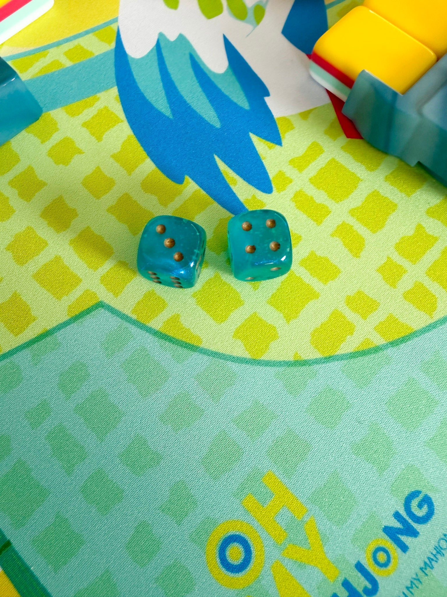 Sea Glass Mahjong Dice - The Pink Pineapple 850