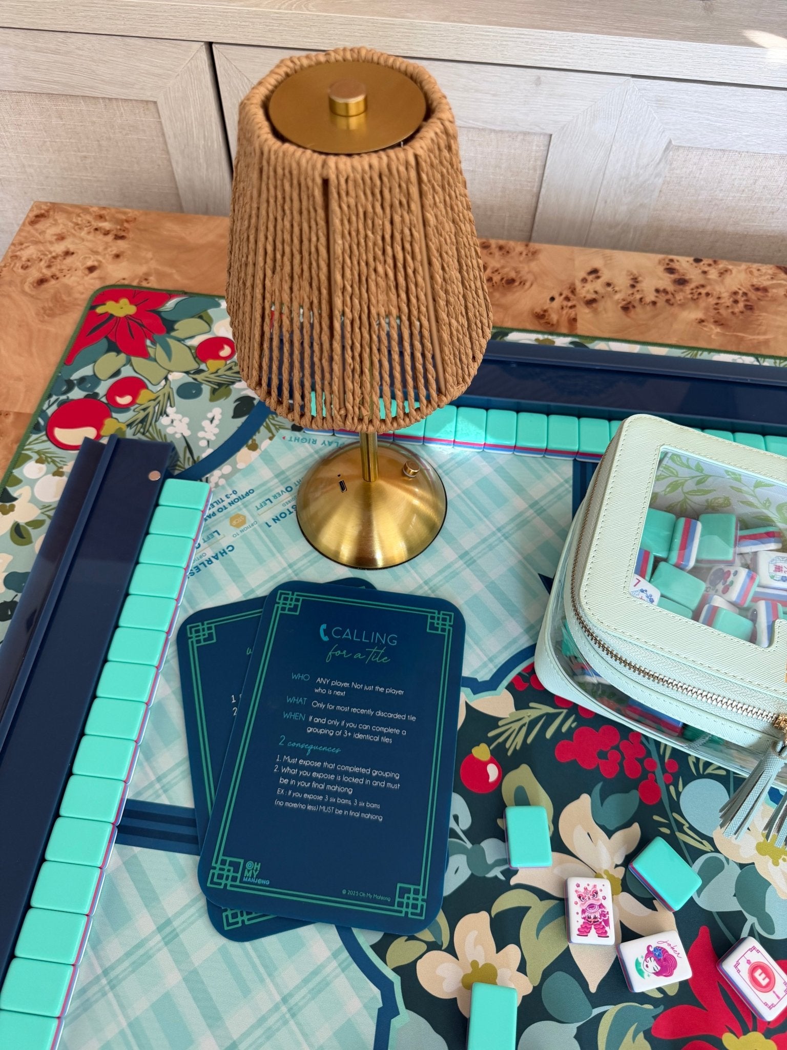 Seabreeze x Winterberry Luxury Tablescape - The Pink Pineapple 850