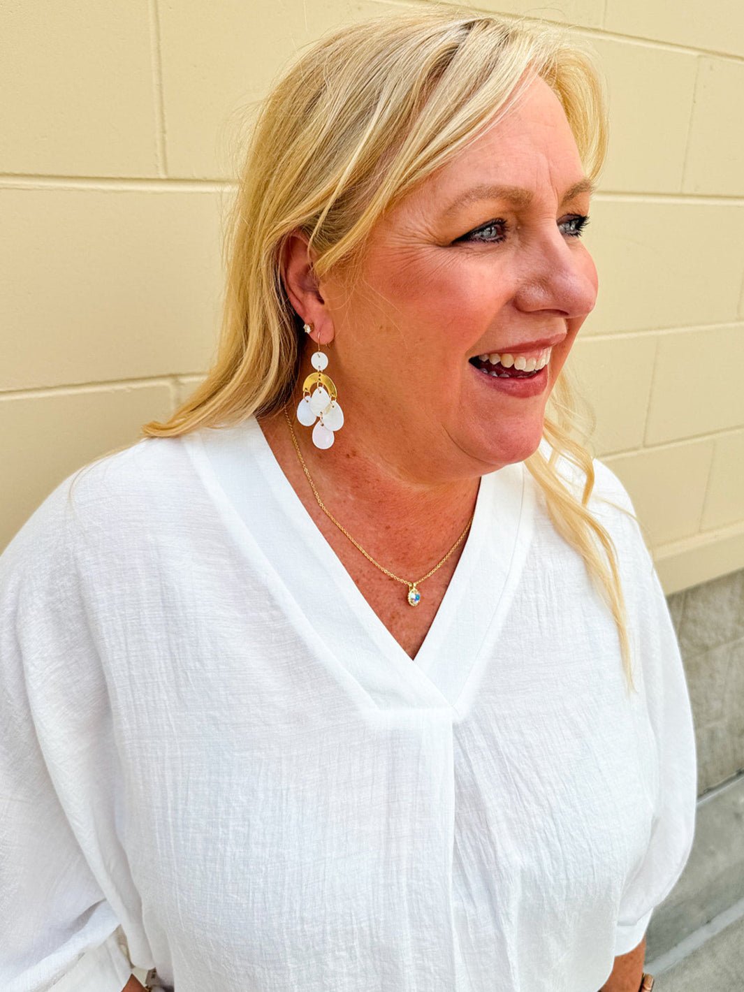 Seashell Soirée Chandelier Earrings - The Pink Pineapple 850