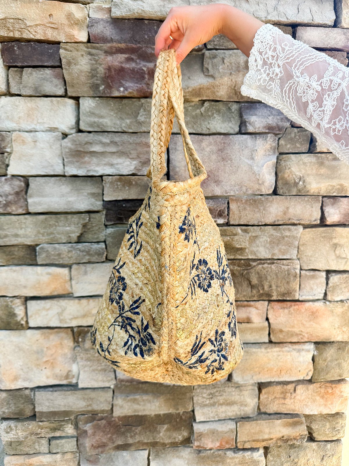 Seaside Blooms Woven Straw Tote - The Pink Pineapple 850