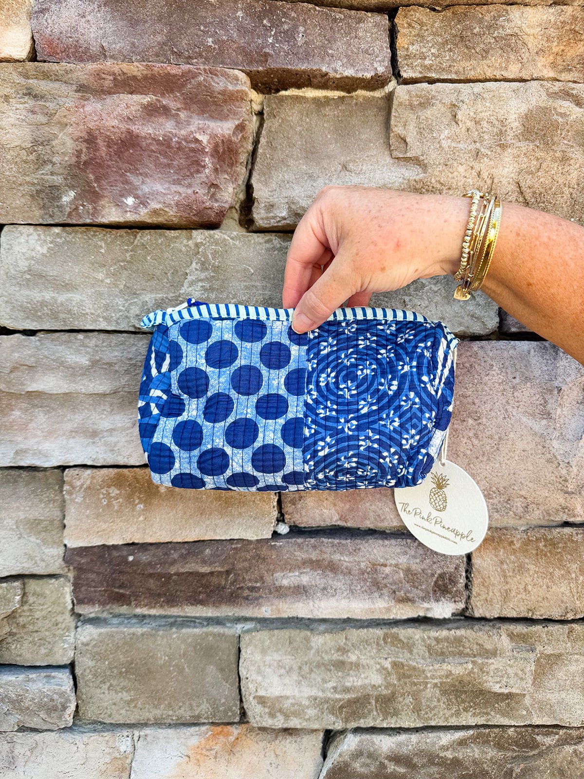 Seaside Stroll Quilted Cosmetic Bag – Small - The Pink Pineapple 850