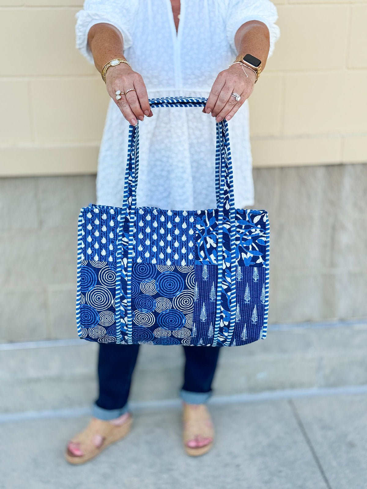 Seaside Stroll Reversible Quilted Tote - The Pink Pineapple 850