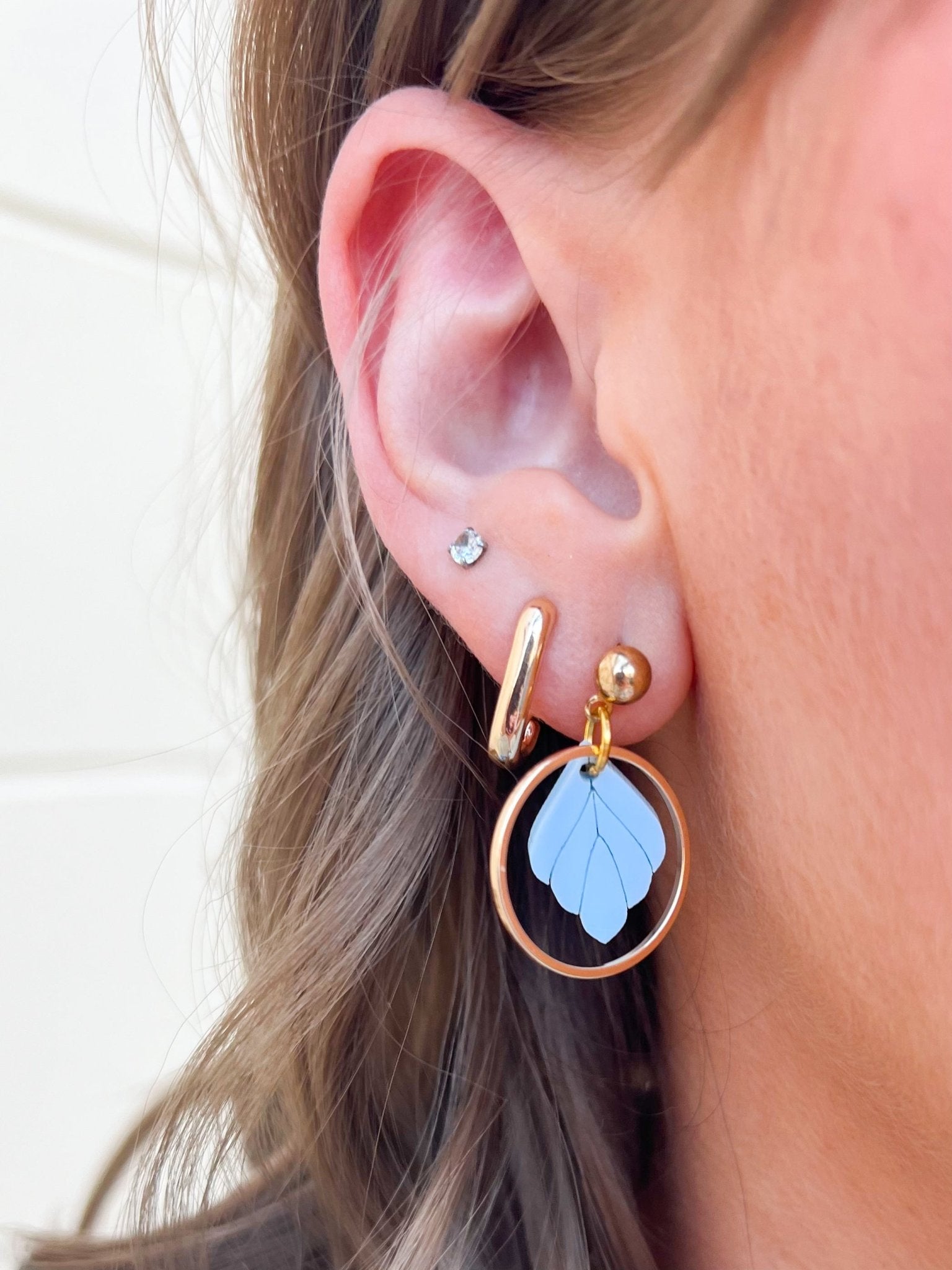 Small Dangle Drop Earrings - The Pink Pineapple 850