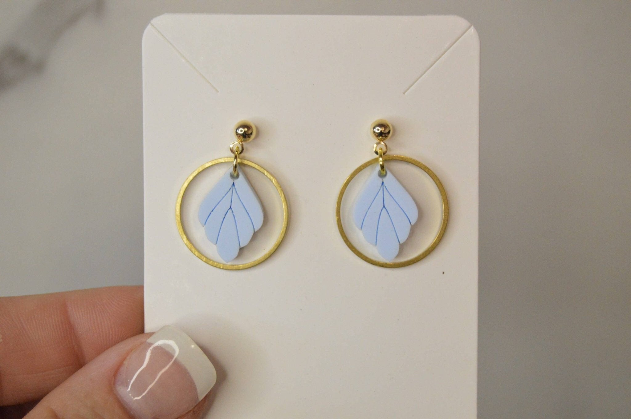 Small Dangle Drop Earrings - The Pink Pineapple 850