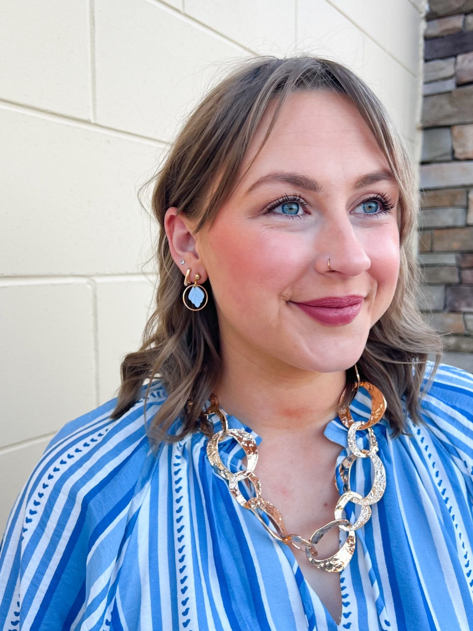 Small Dangle Drop Earrings - The Pink Pineapple 850