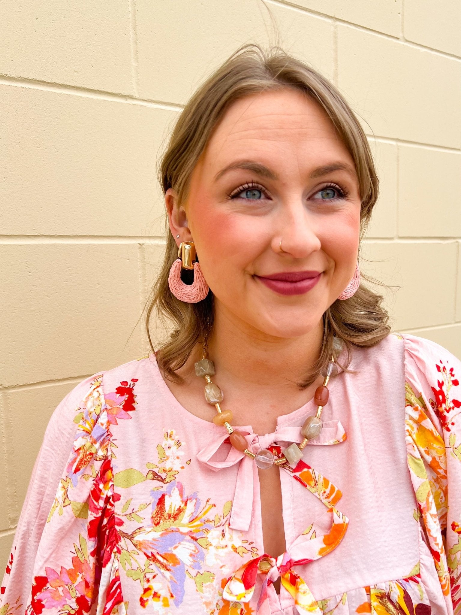 Soft Balance Stone & Acrylic Beaded Necklace - The Pink Pineapple 850