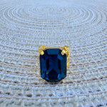 [Sorrelli] Brynn Cocktail Ring - Montana Blue | Bright Gold-Tone - The Pink Pineapple 850