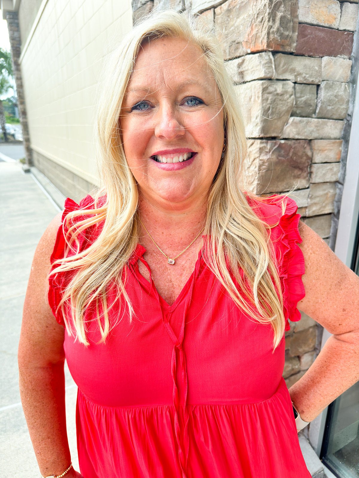 Sorrelli Petite Crystal Pendant Necklace - The Pink Pineapple 850