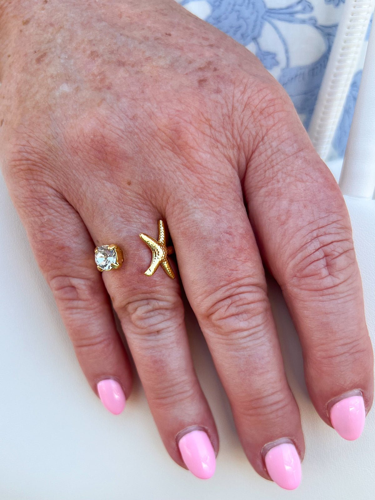 [Sorrelli] Starfish Open Band Ring - The Pink Pineapple 850