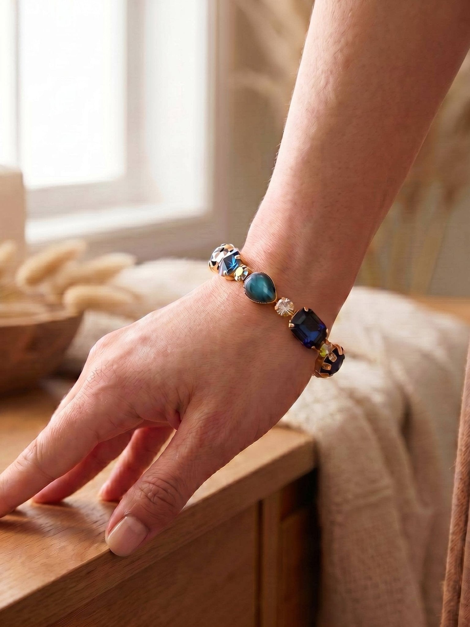 [Sorrelli] Tatiana Tennis Bracelet - Multi Blue - The Pink Pineapple 850