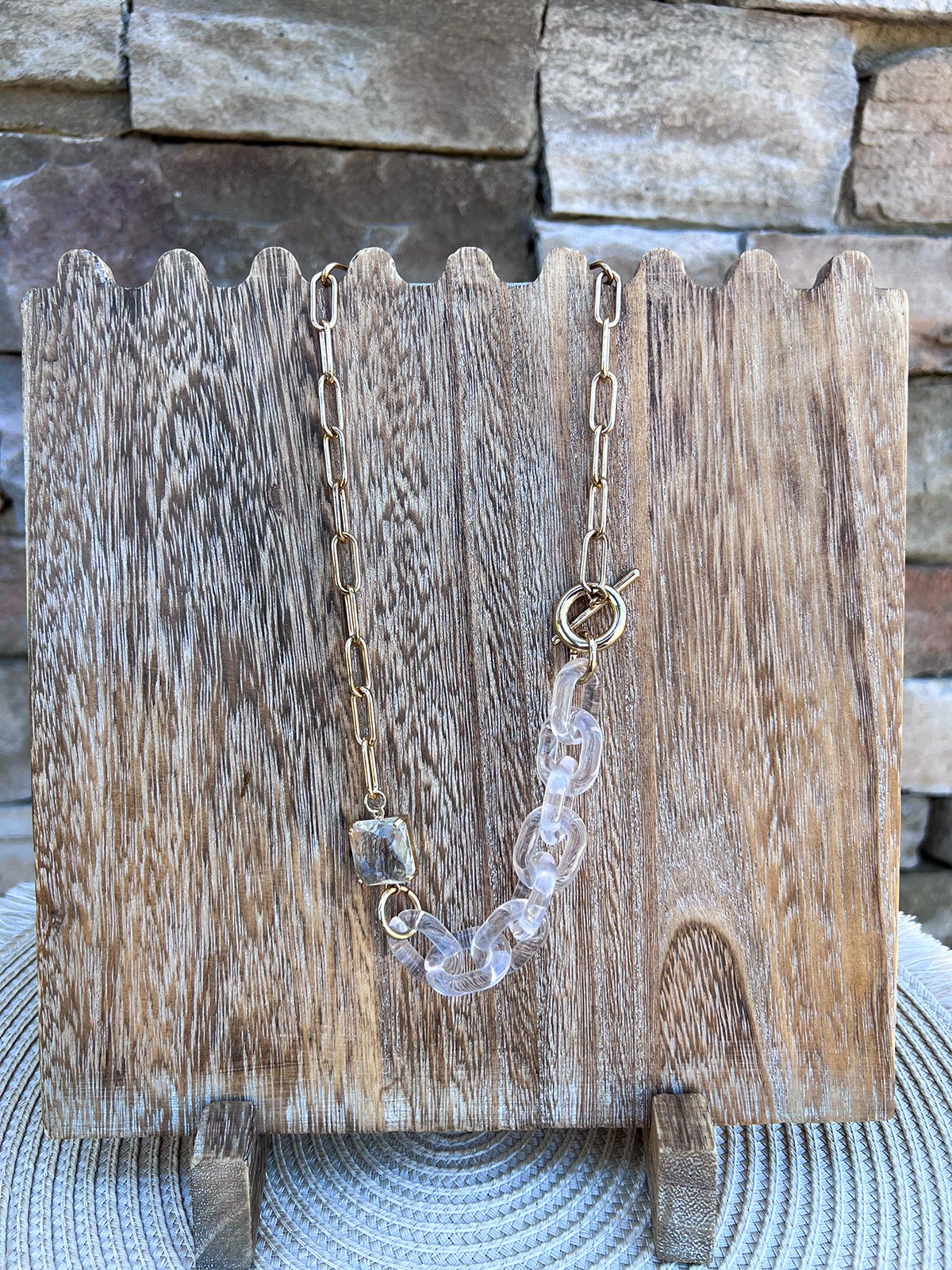 Square Stone Open Oval Resin Link Toggle Necklace - Clear - The Pink Pineapple 850