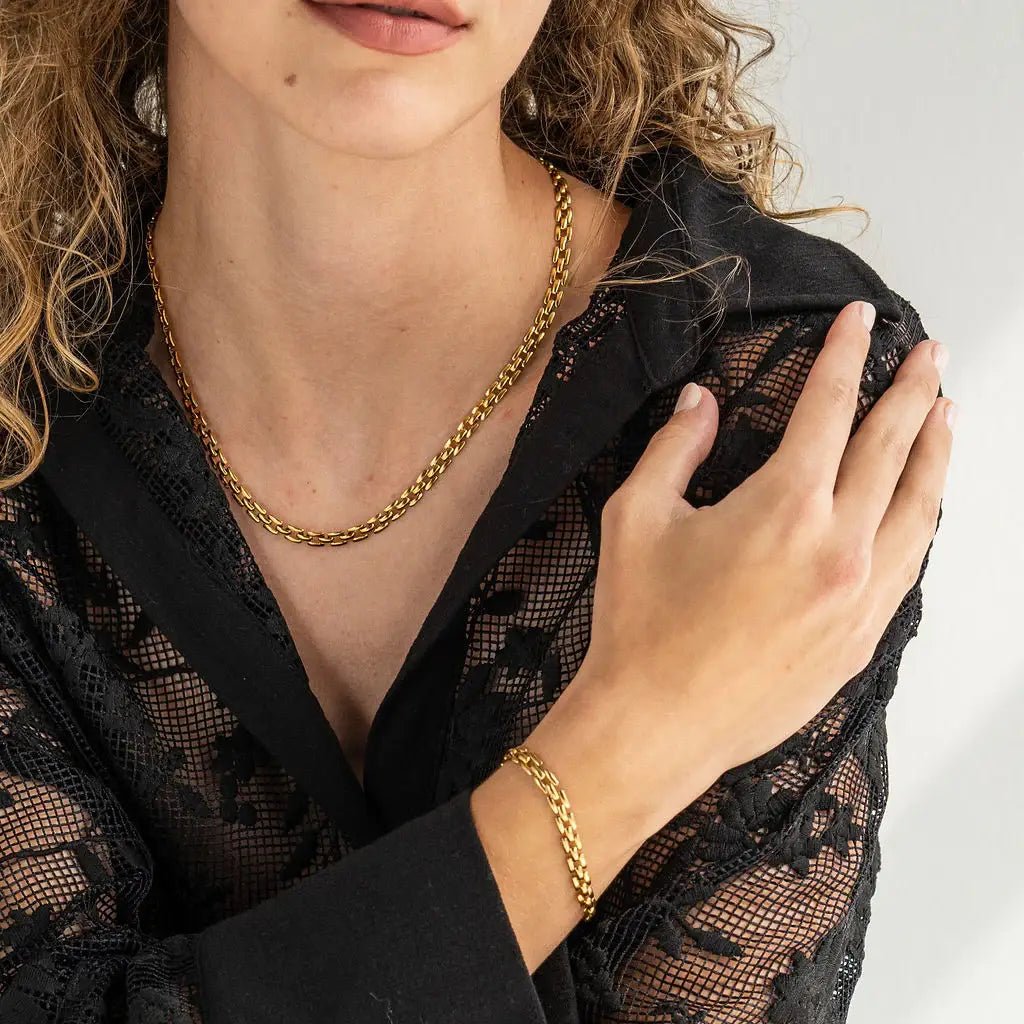 Squared Chain Bracelet - The Pink Pineapple 850