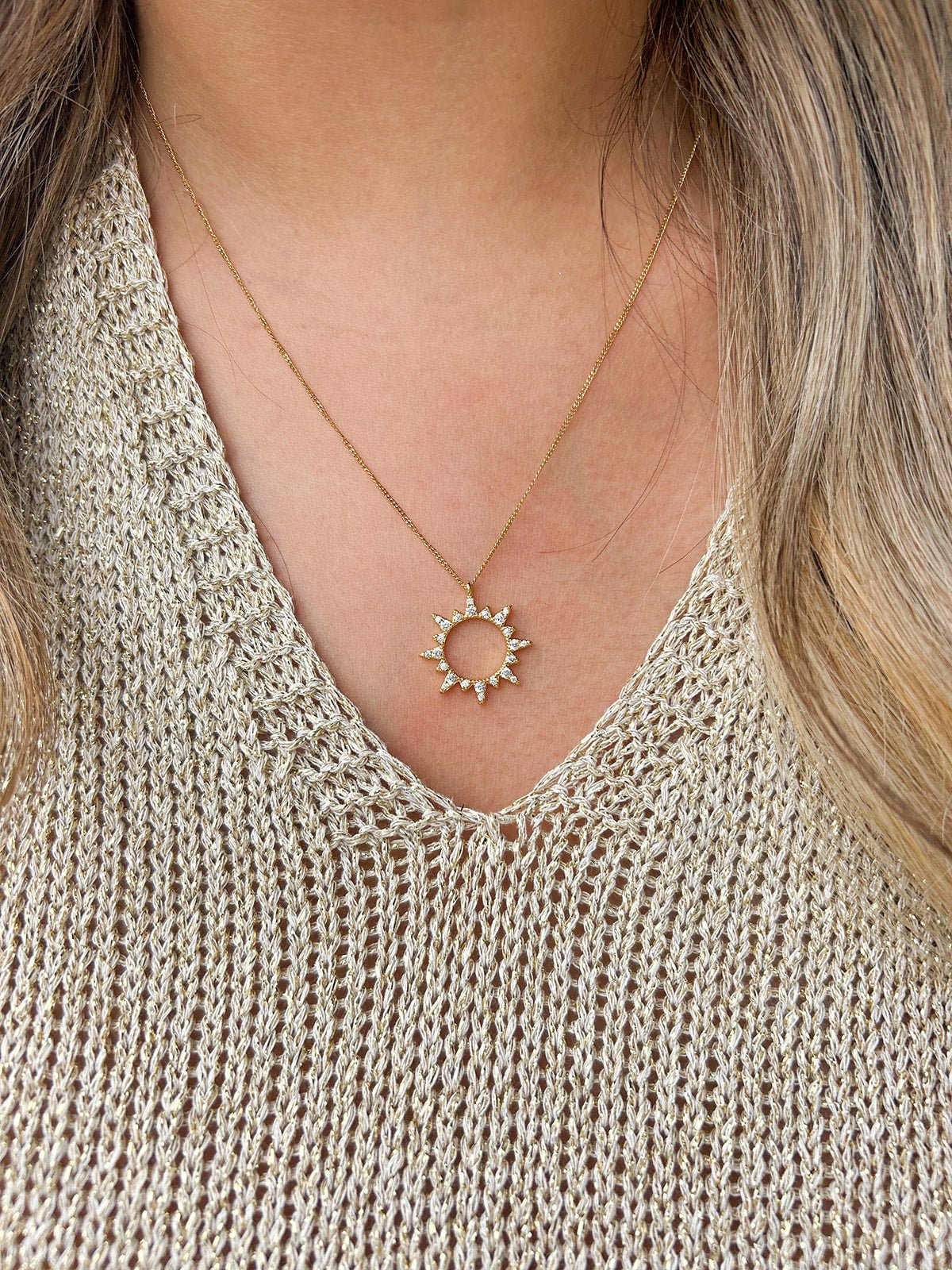 Starburst Necklace - The Pink Pineapple 850