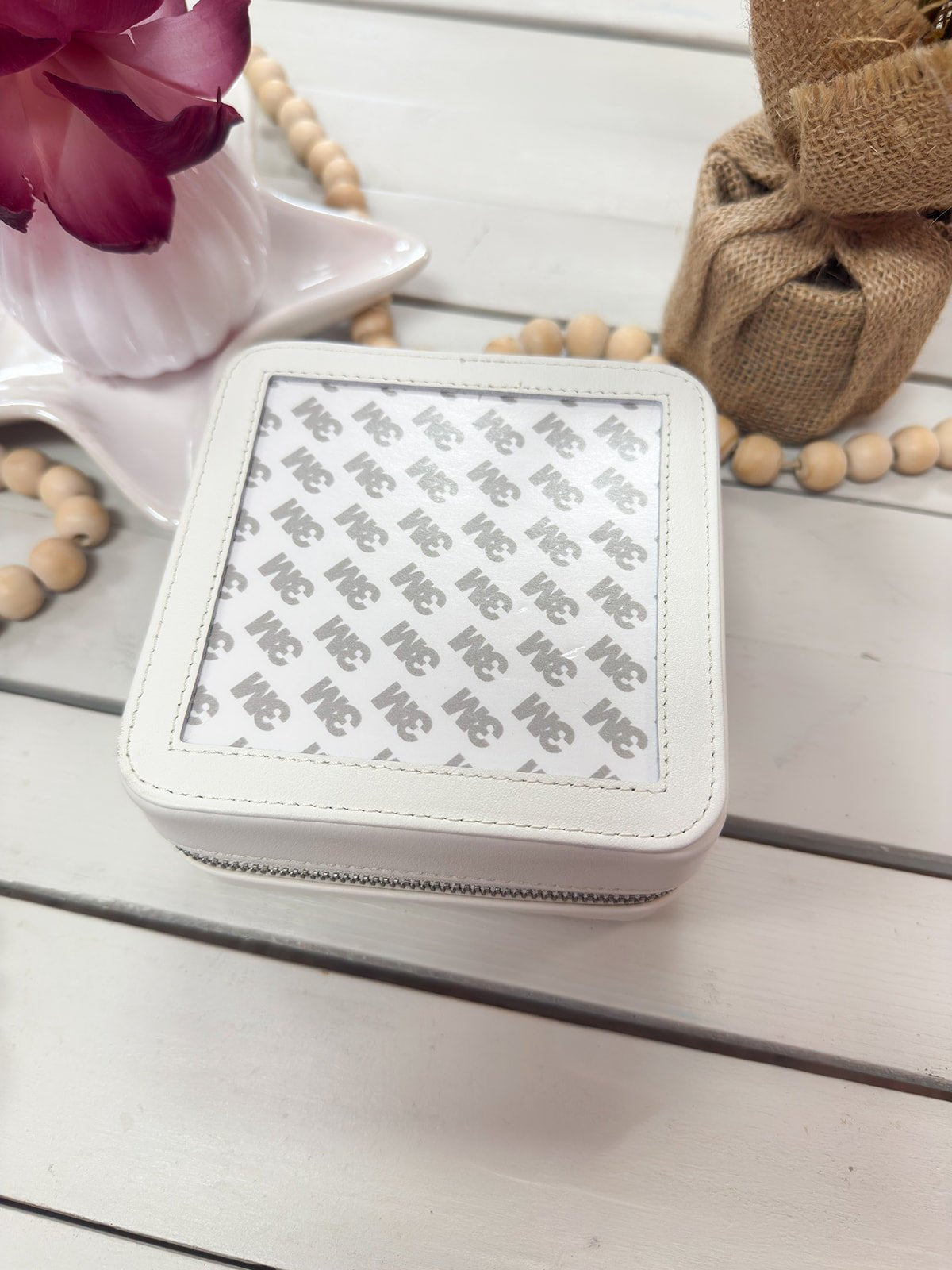 Stitch & Shine Leather Jewelry Box - The Pink Pineapple 850