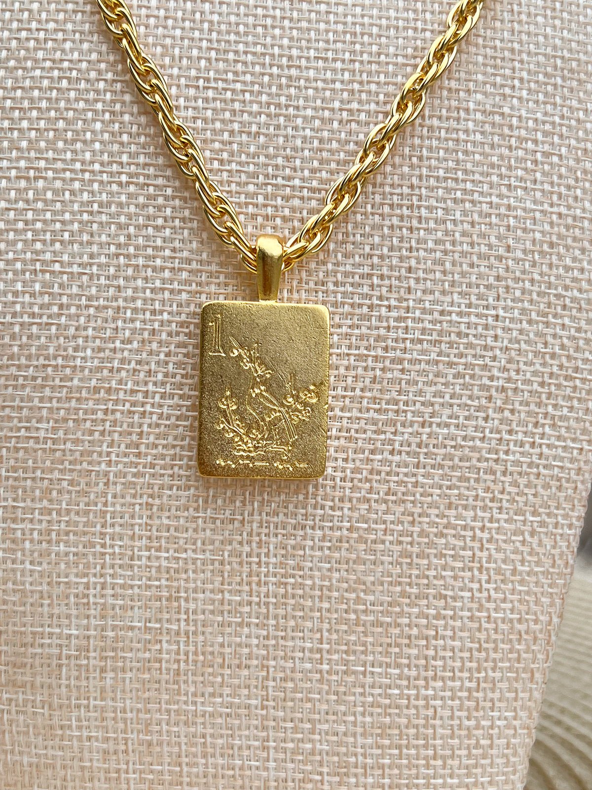 [Susan Shaw] Bird Bam Long Mahjong Necklace - The Pink Pineapple 850