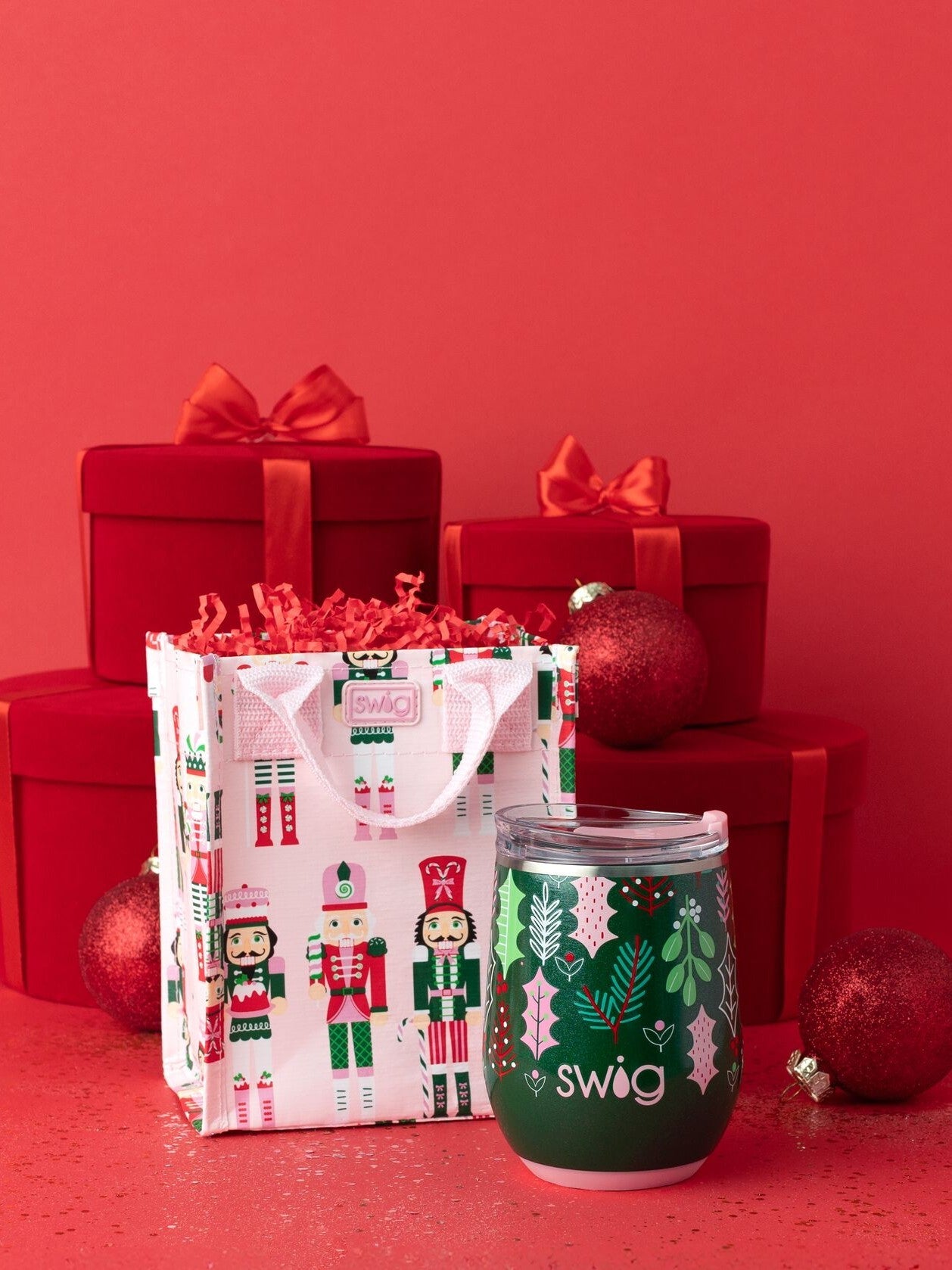 [Swig] Merry Mistletoe Stemless Wine Cup 12oz - The Pink Pineapple 850