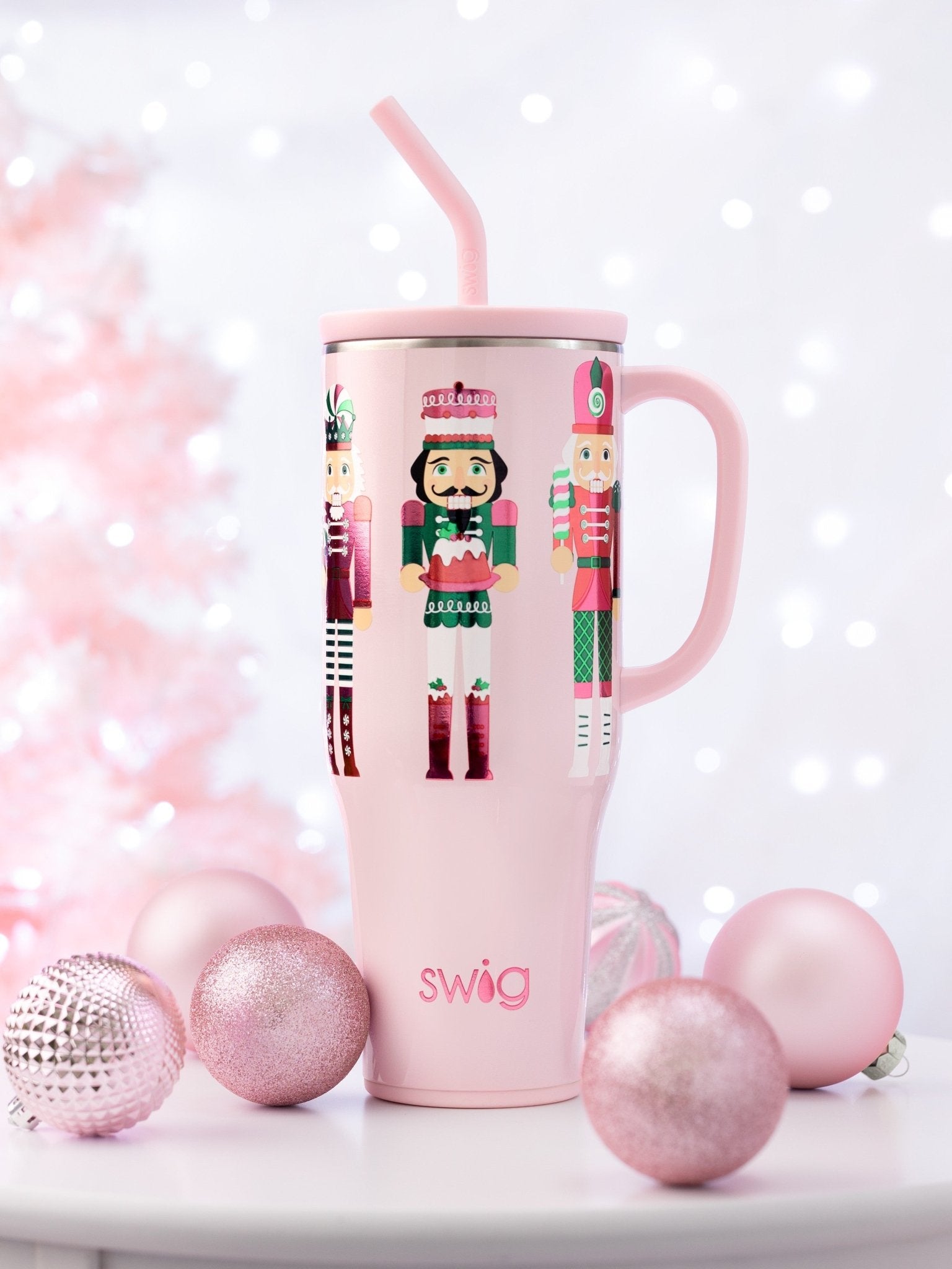 [Swig] Sugar Plum Soldiers Mega Mug 30oz - The Pink Pineapple 850
